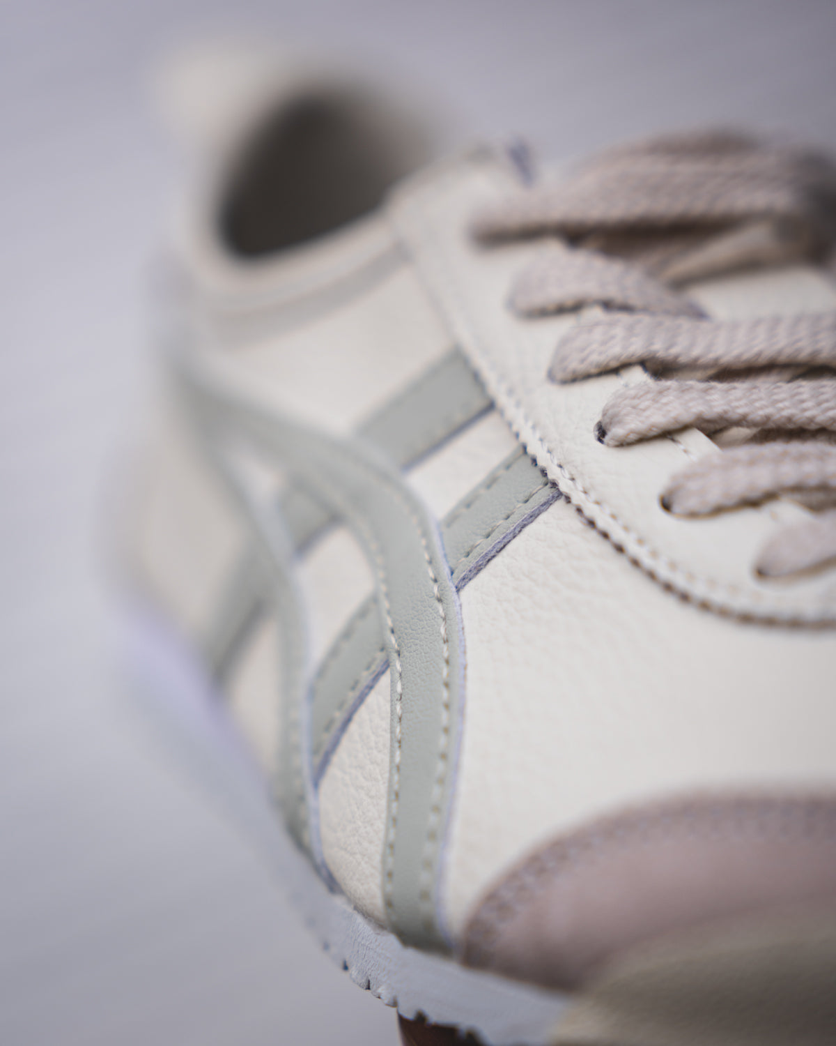 Onitsuka Tiger Mexico 66 "Cream / Light Sage"