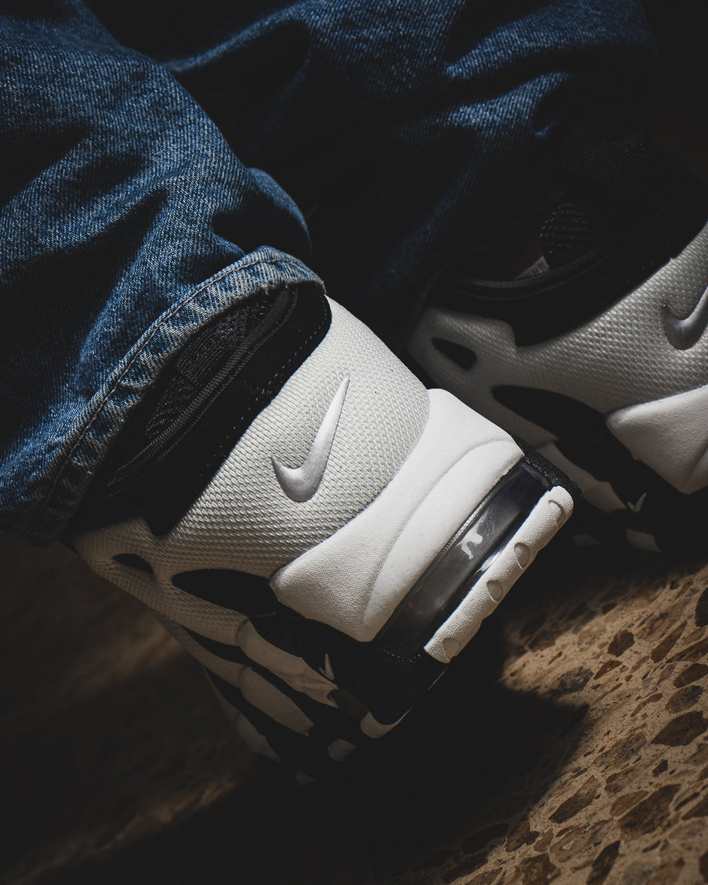 Nike Air More Uptempo Low Black
