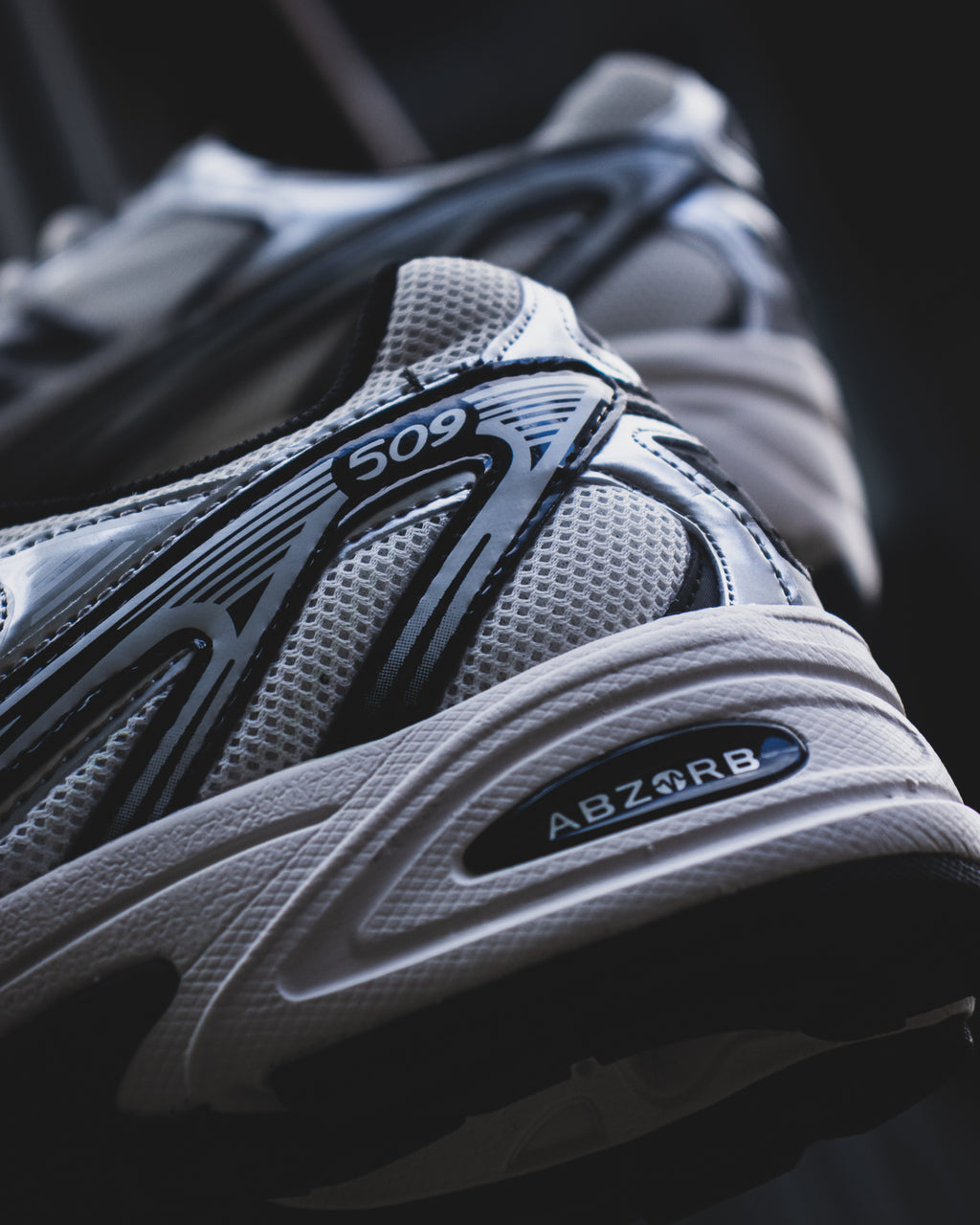 New Balance 509
