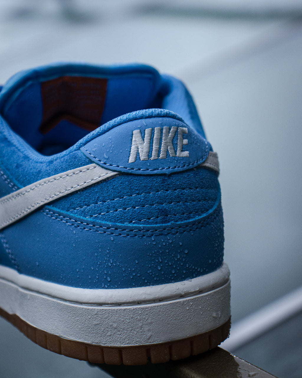 Nike SB Dunk Low Pro ISO "University Blue"