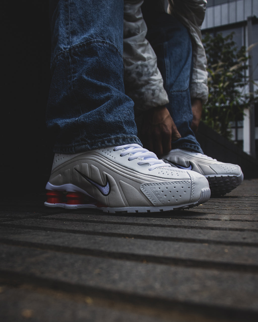 Nike Shox R4 White Metallic Silver