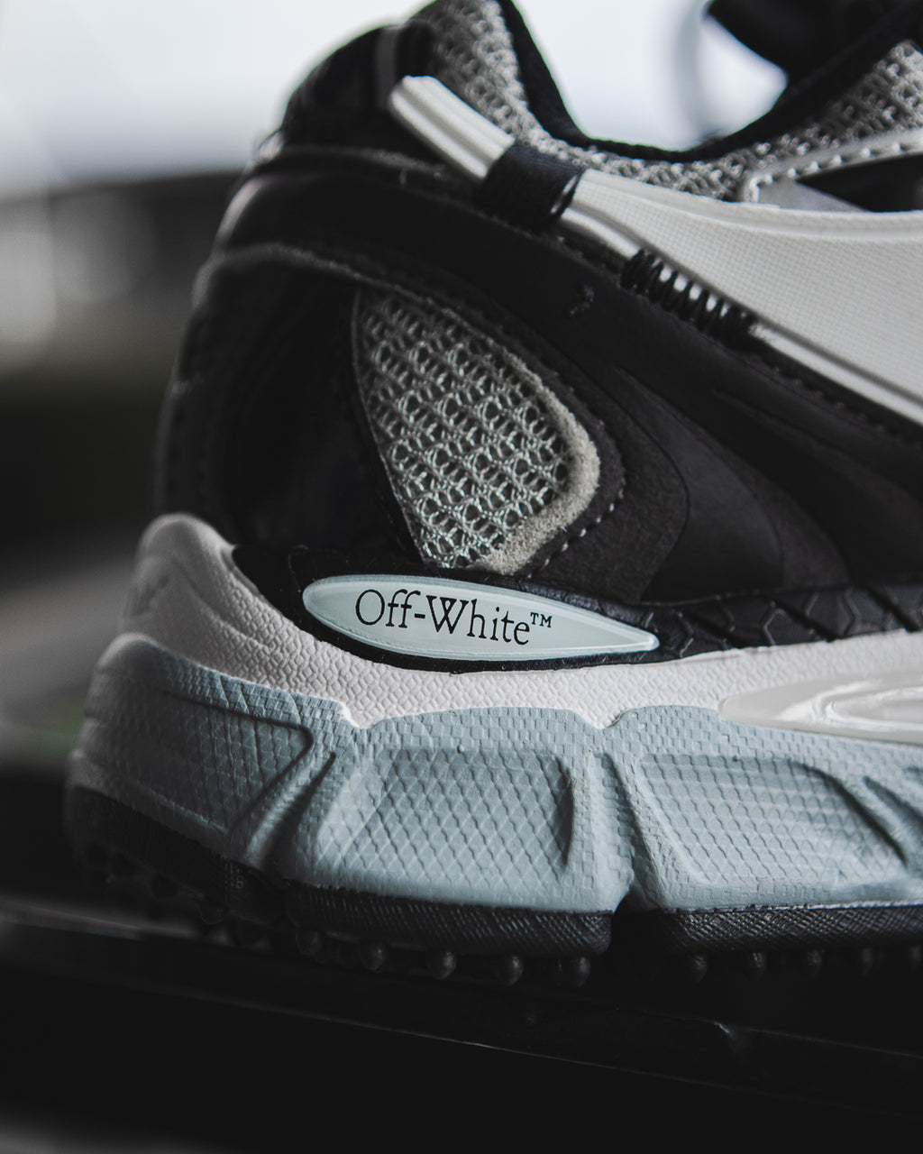 Off-White Be Right Back