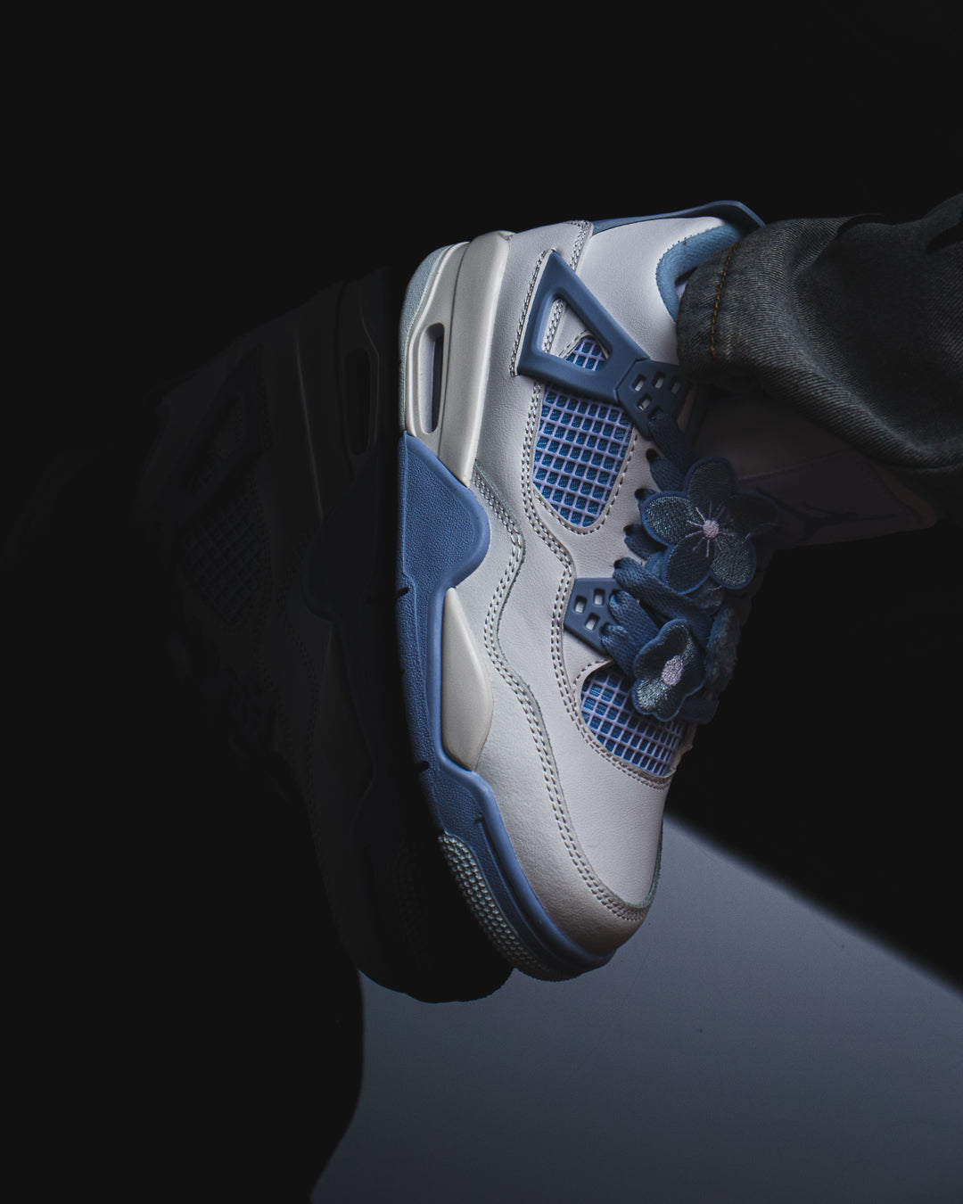 Air Jordan 4 Retro "Forget Me Not"