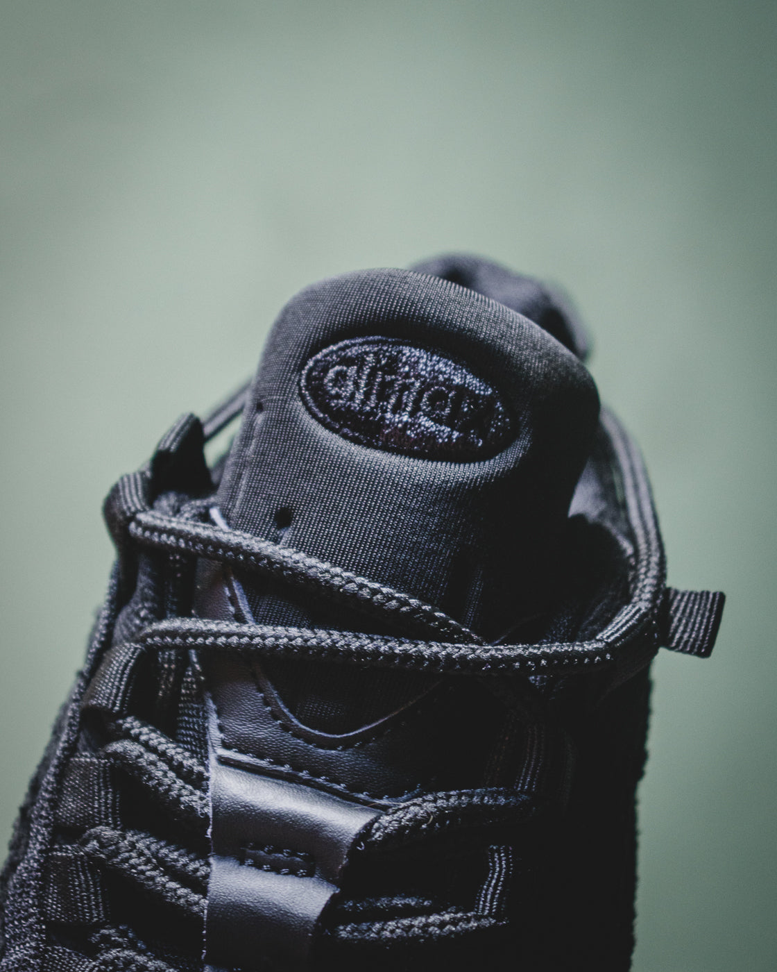 Nike Air Max 95 OG Levi's - Black