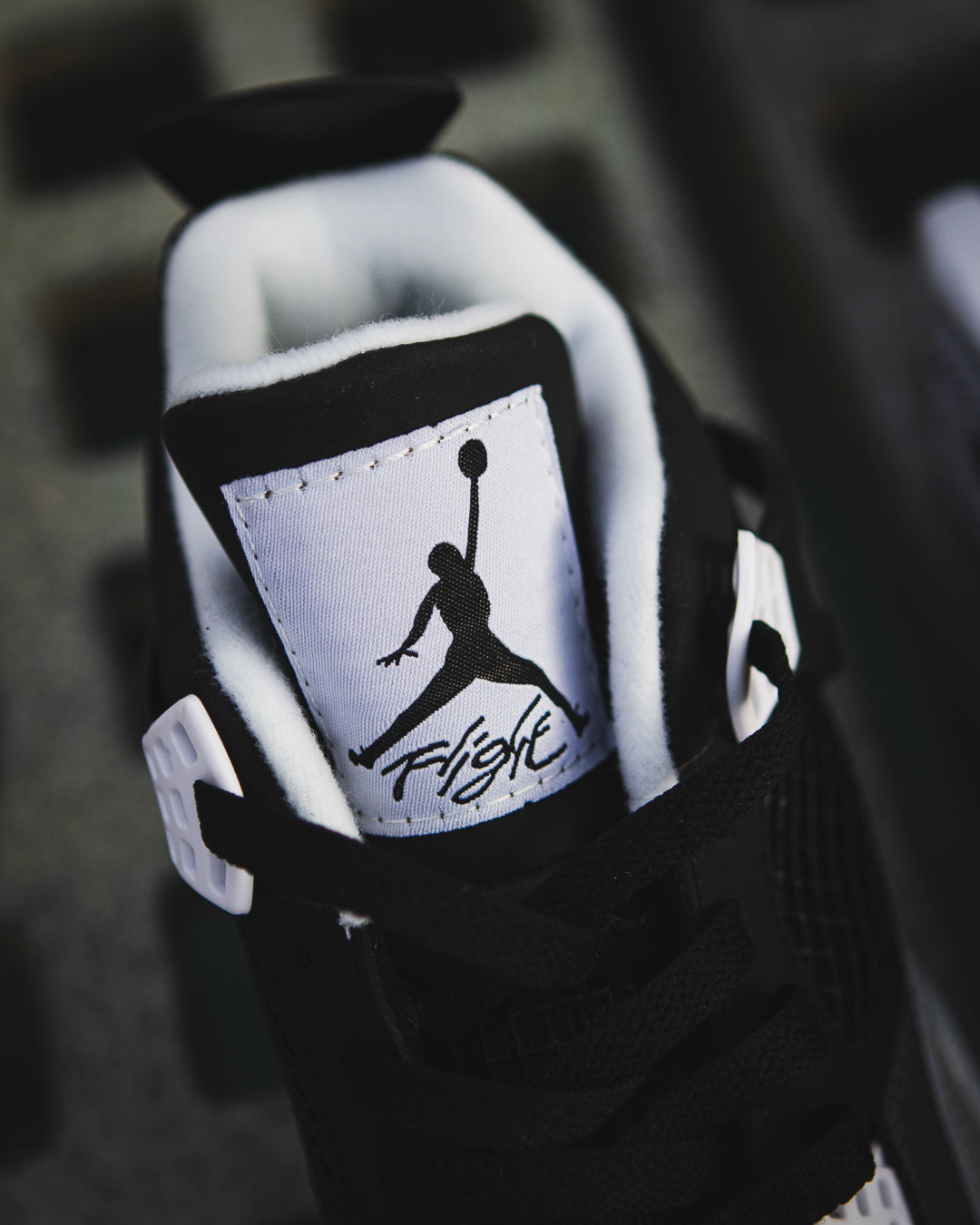 Air Jordan 4 Retro "Fear"