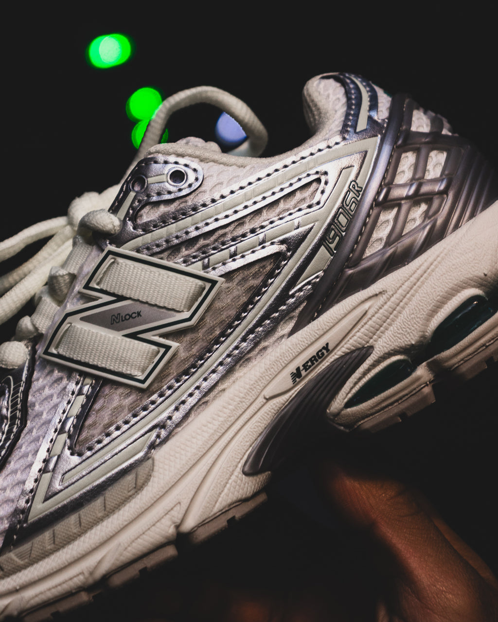 New Balance 1906R