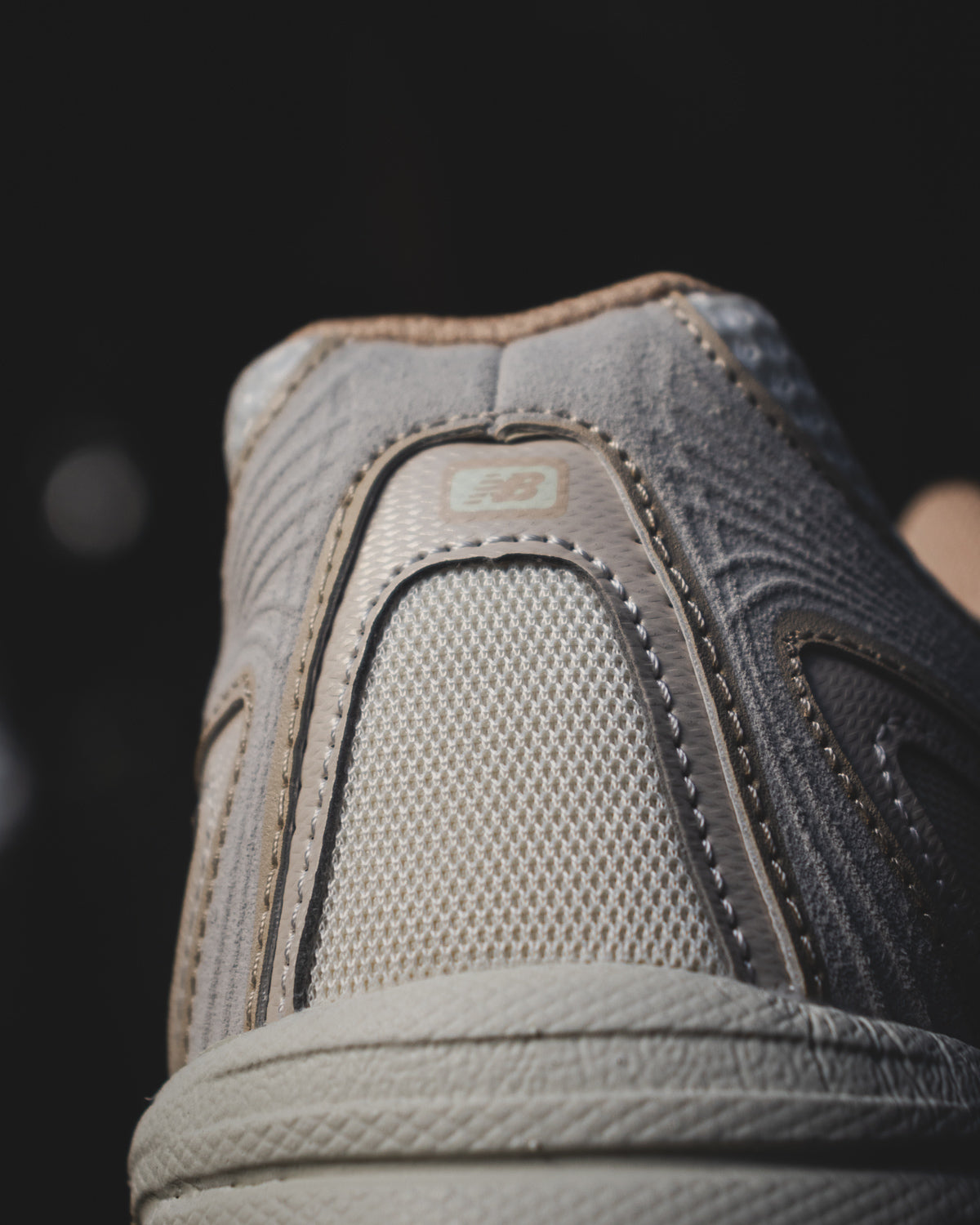 New Balance 740