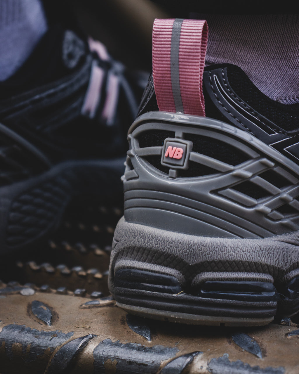 New Balance 1906R “Black/Pink”