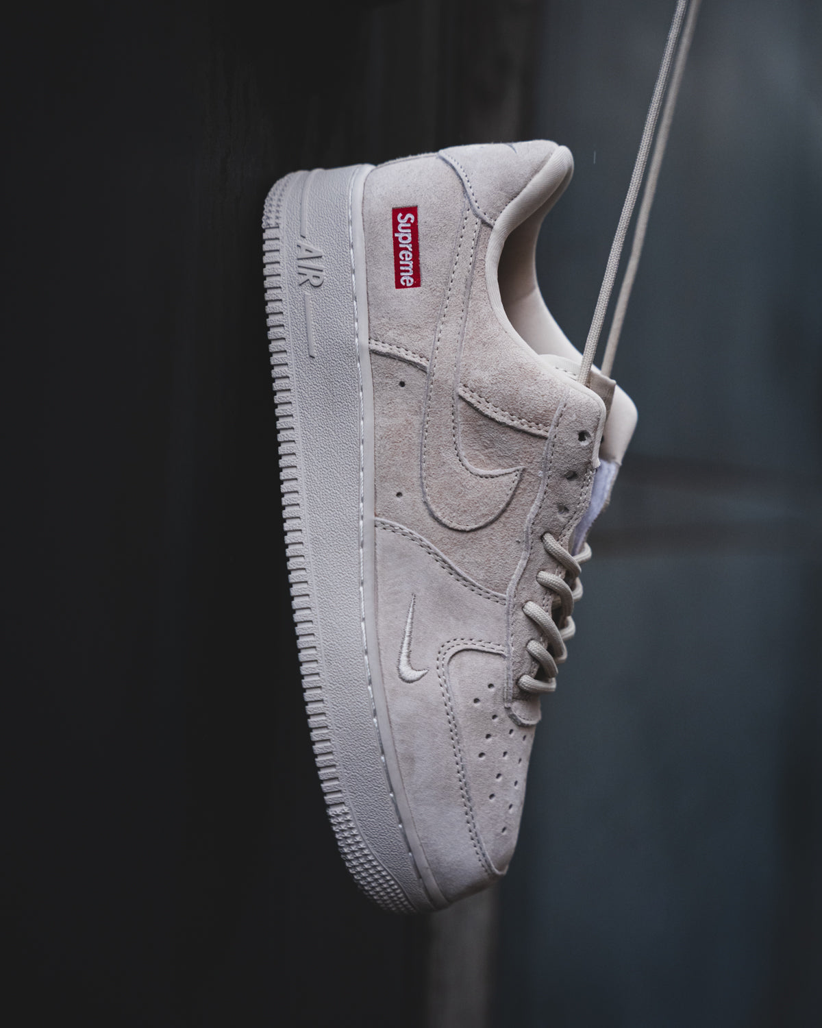 Nike Air Force 1 Low x Supreme "Sand"
