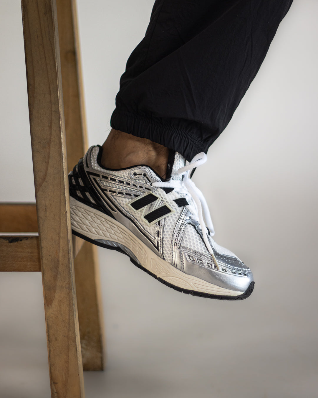 New Balance 1906r “Silver Metallic/Black”