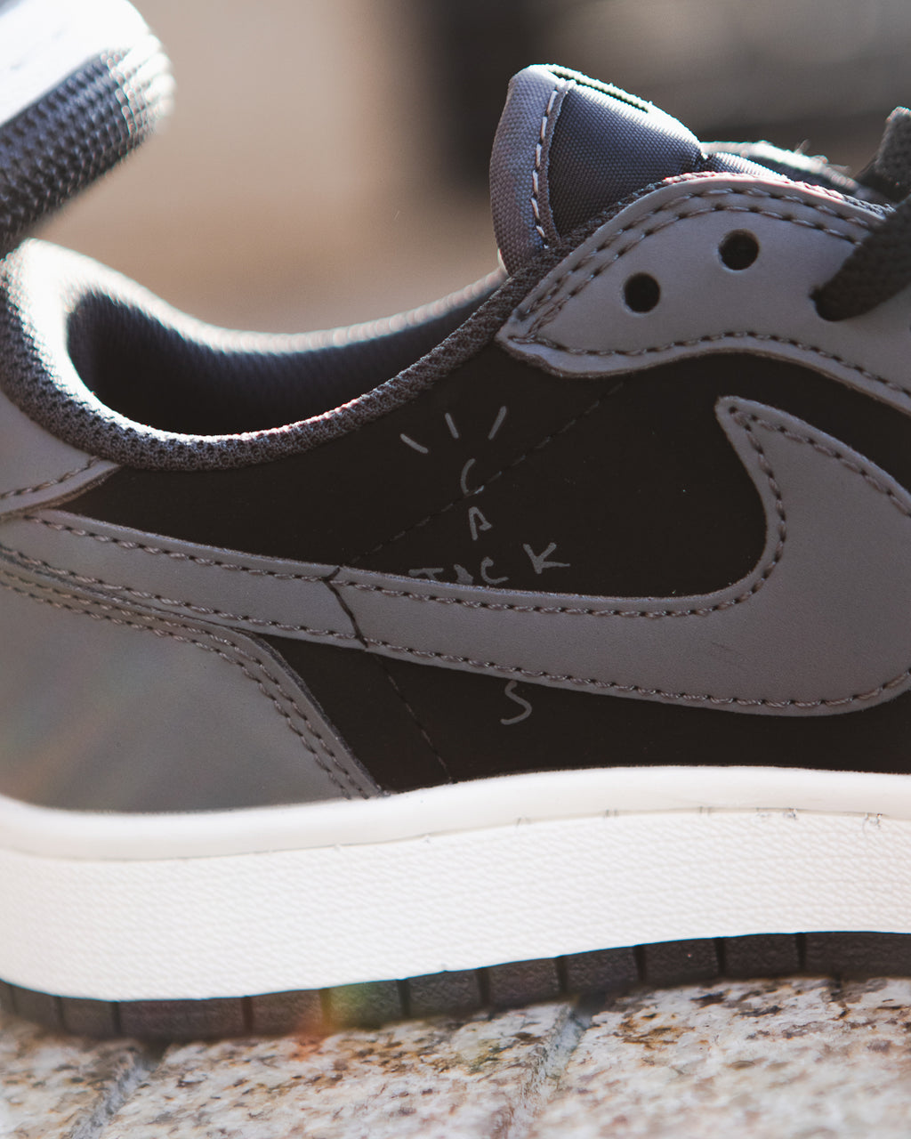 Nike Air Jordan 1 Low X Travis Scott