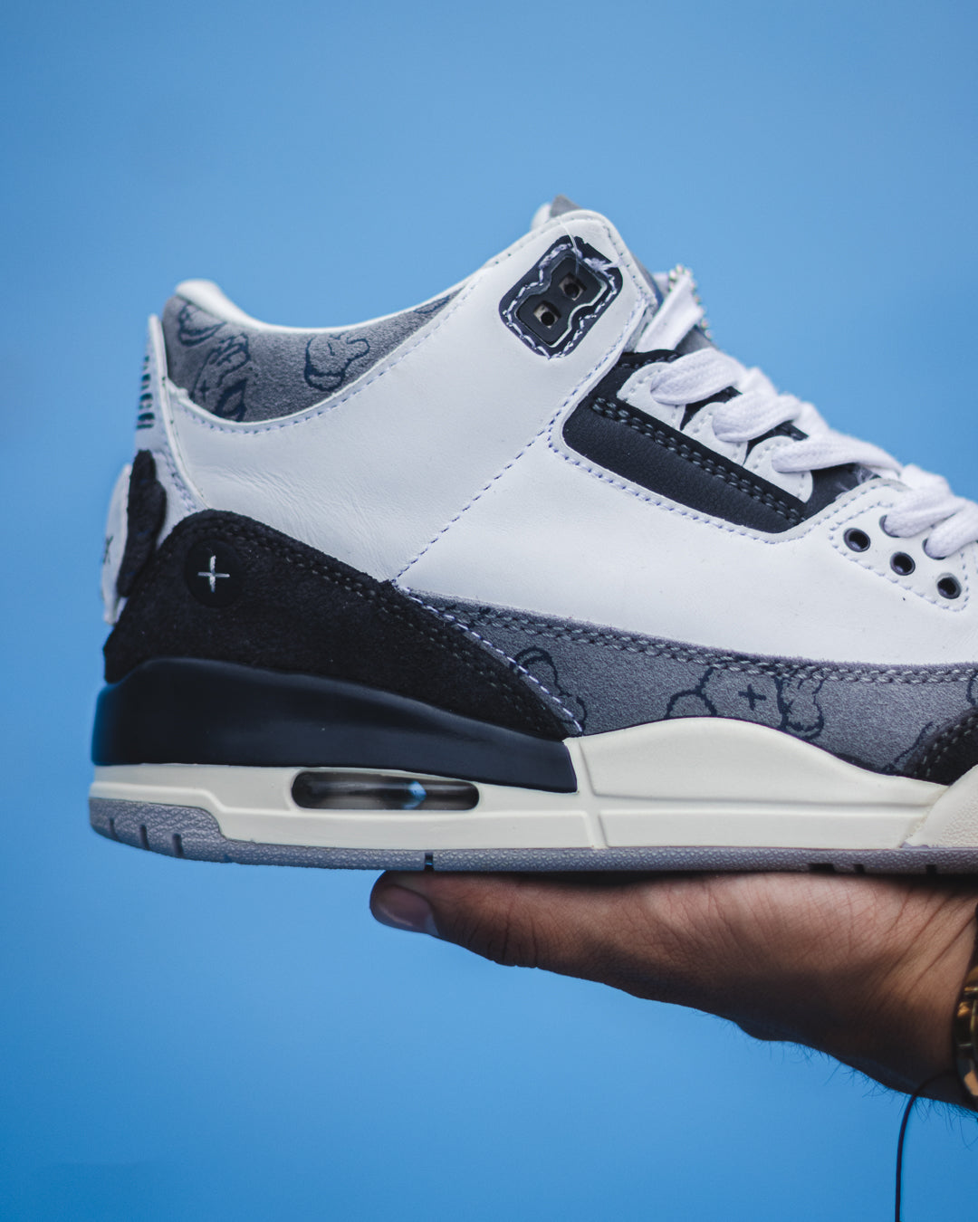 Nike Air Jordan 3 x KAWS G5