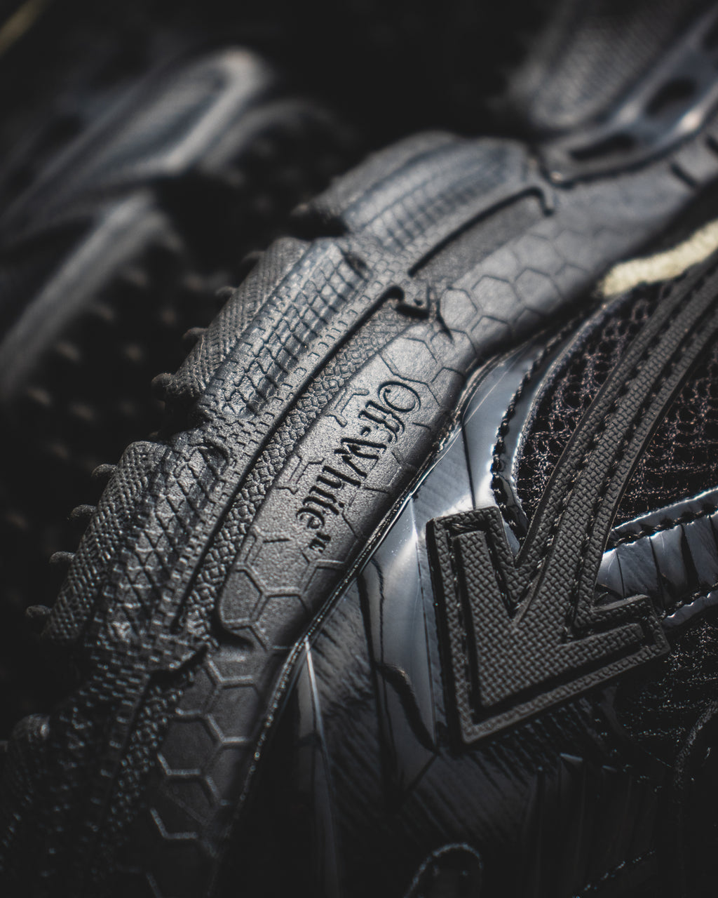 Off-White "Be Right Back"