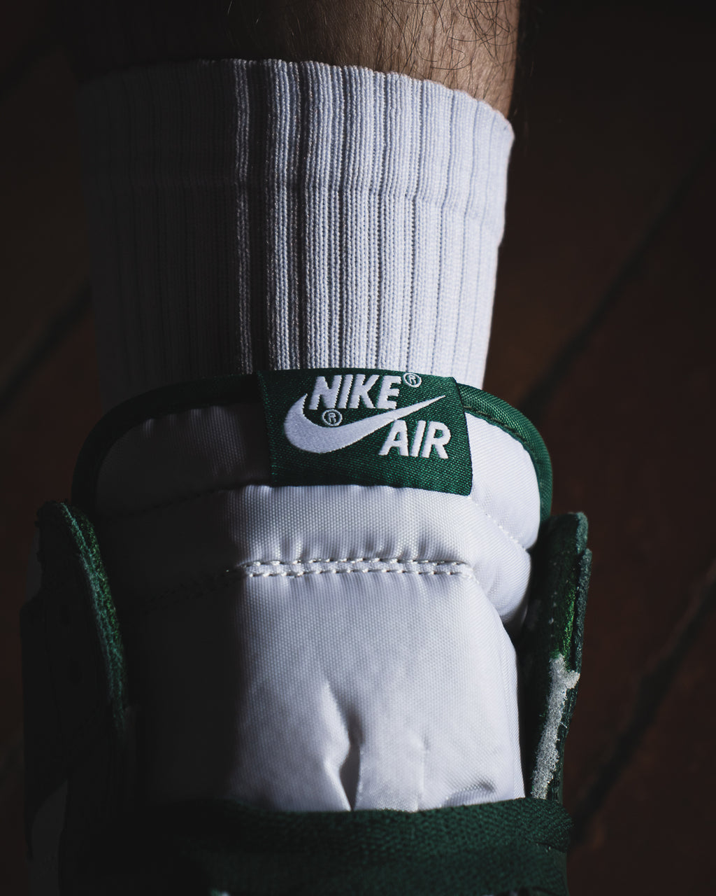 Air Jordan 1 Retro High OG "Gorge Green"