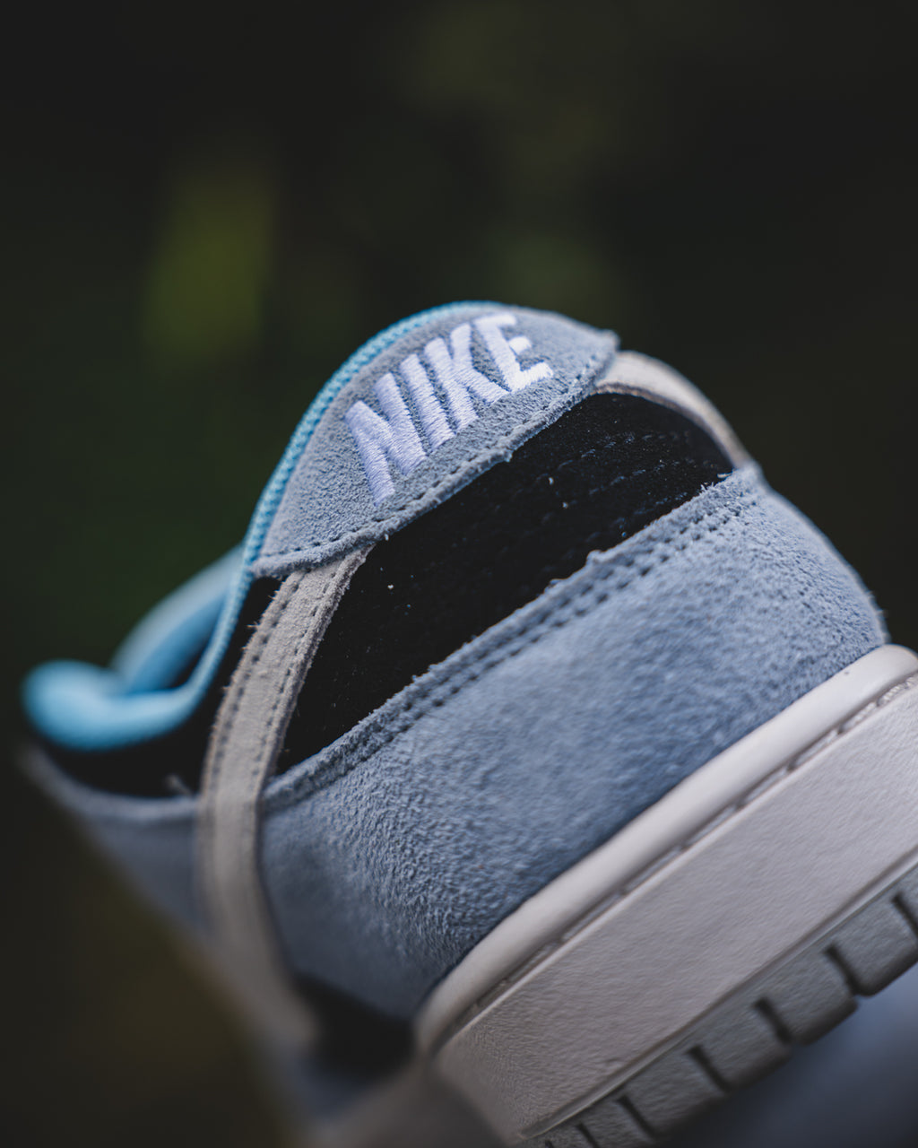Nike SB Dunk Low "Aluminum"