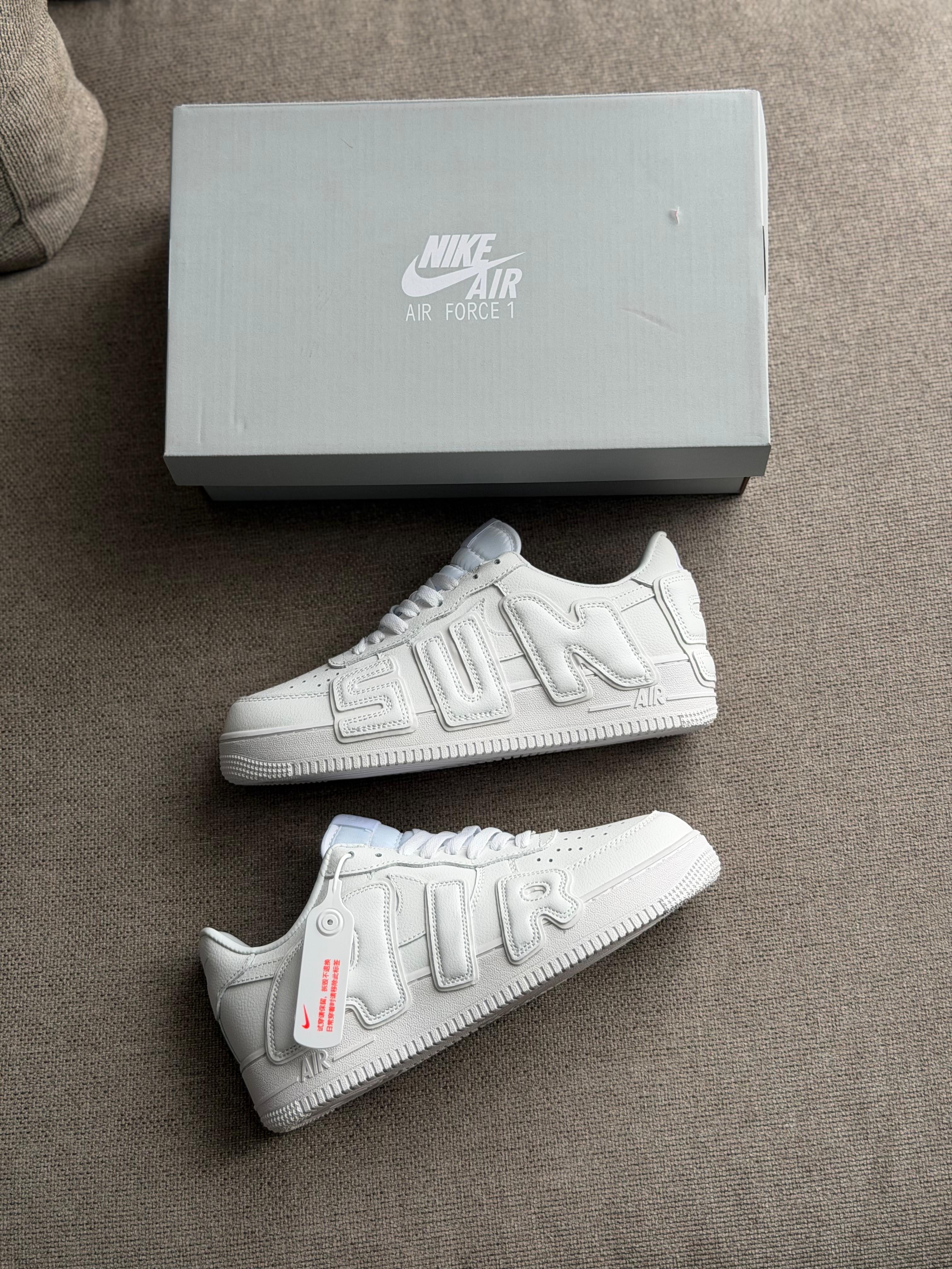 Nike Air Force 1 Low Cactus Plant Flea Market "Triple White".