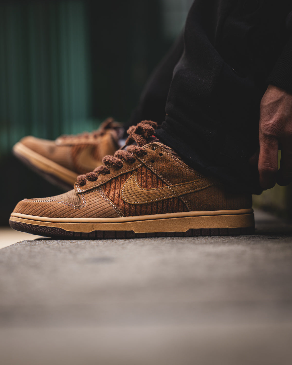 Nike Dunk Low Retro Premium "Corduroy"