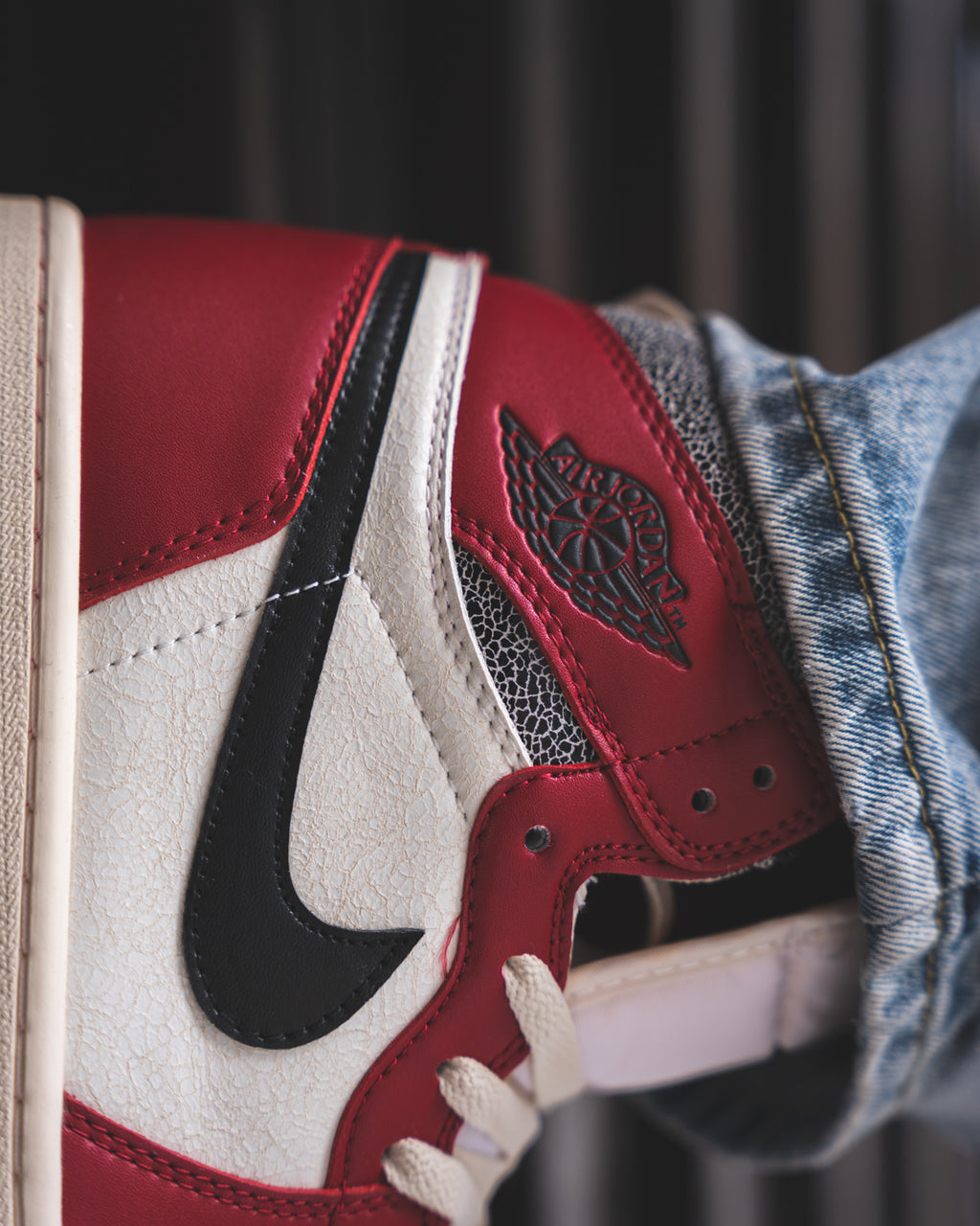 Air Jordan 1 Retro High "Chicago Lost & Found"