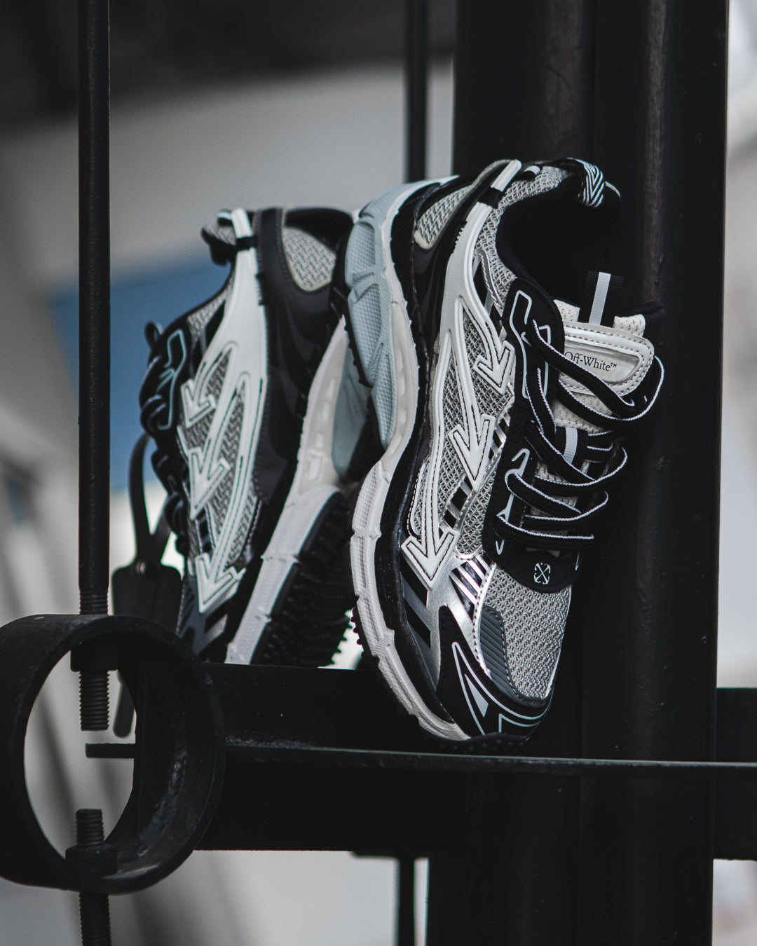 Off-White Be Right Back