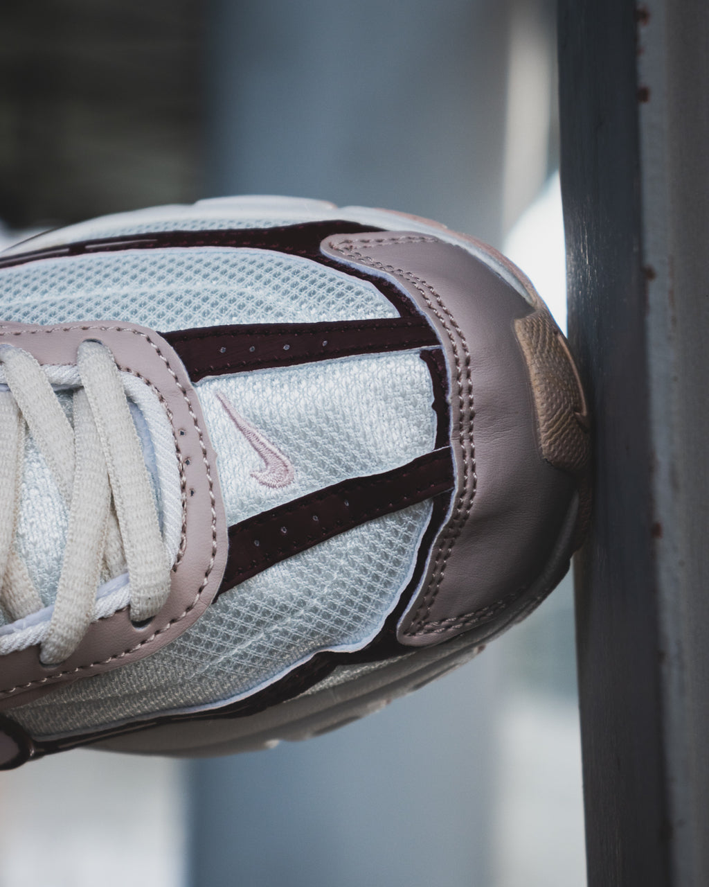 Nike Initiator