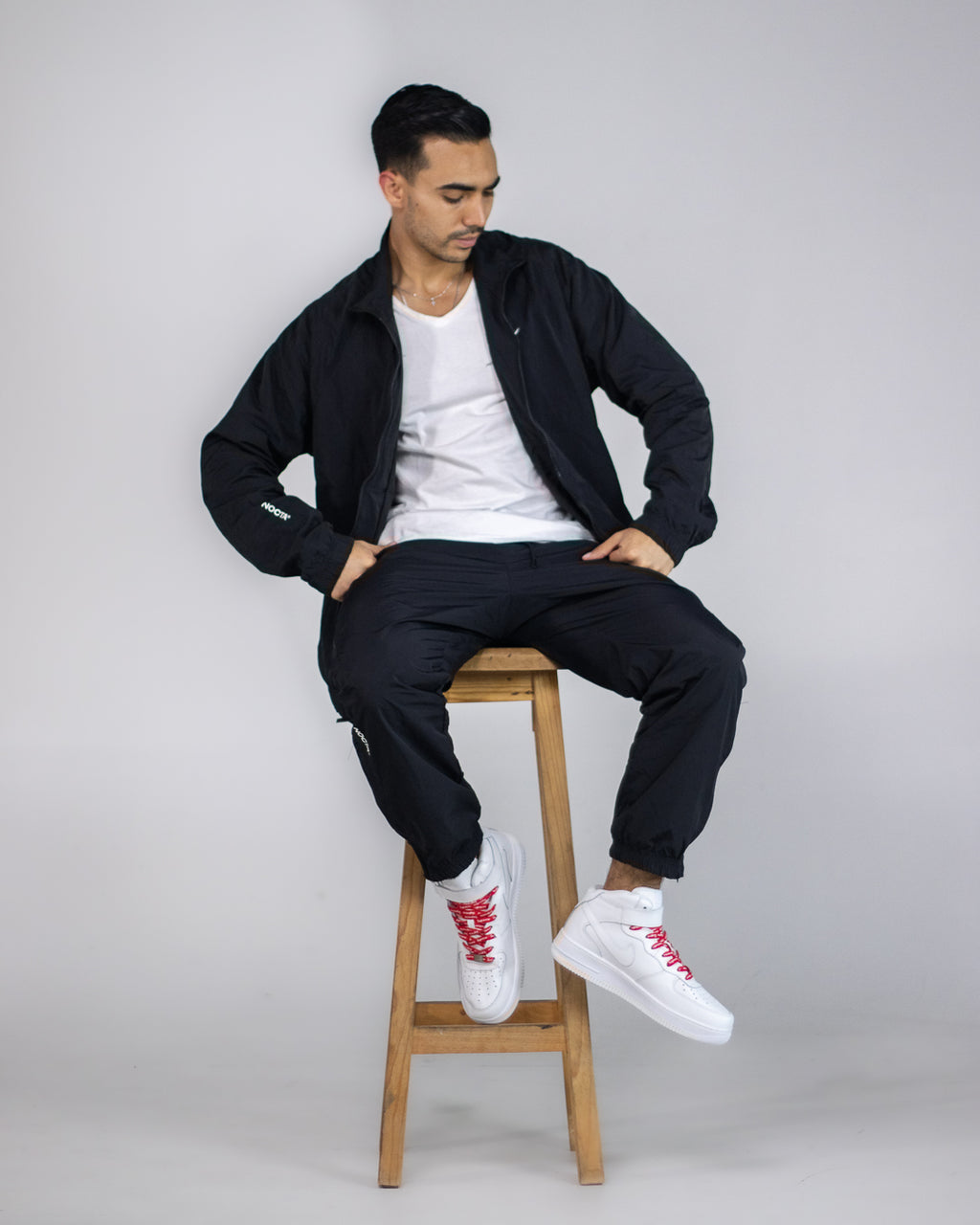 Nike Air Force 1 MID x Supreme