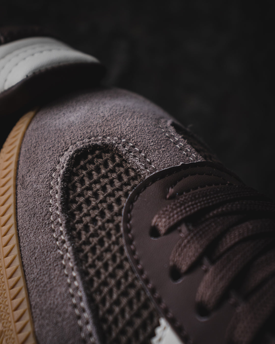 Adidas Samba color "Earth Strata/Wonder White"