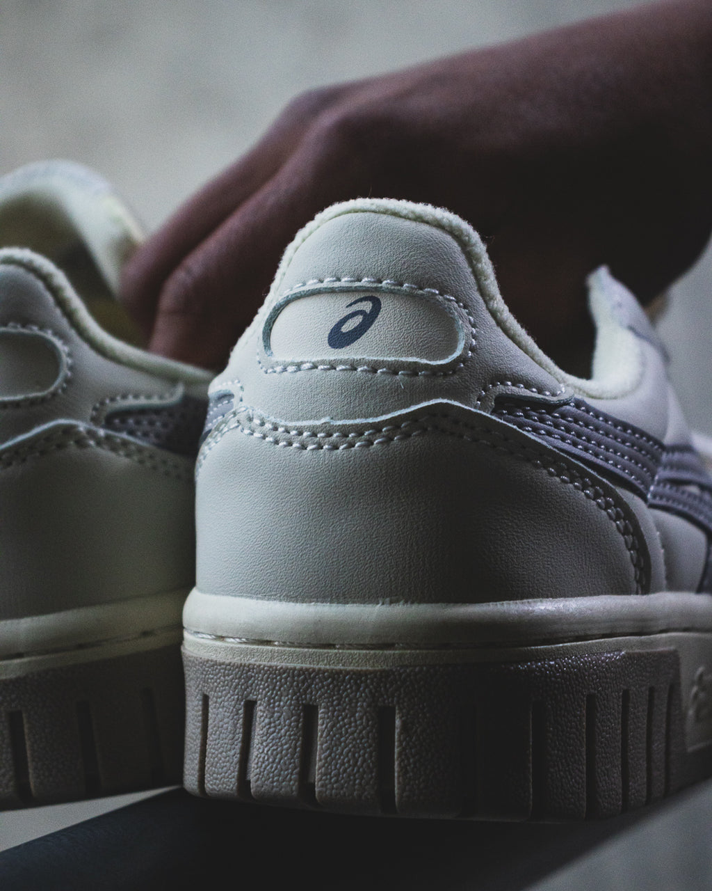 Asics Court MZ
