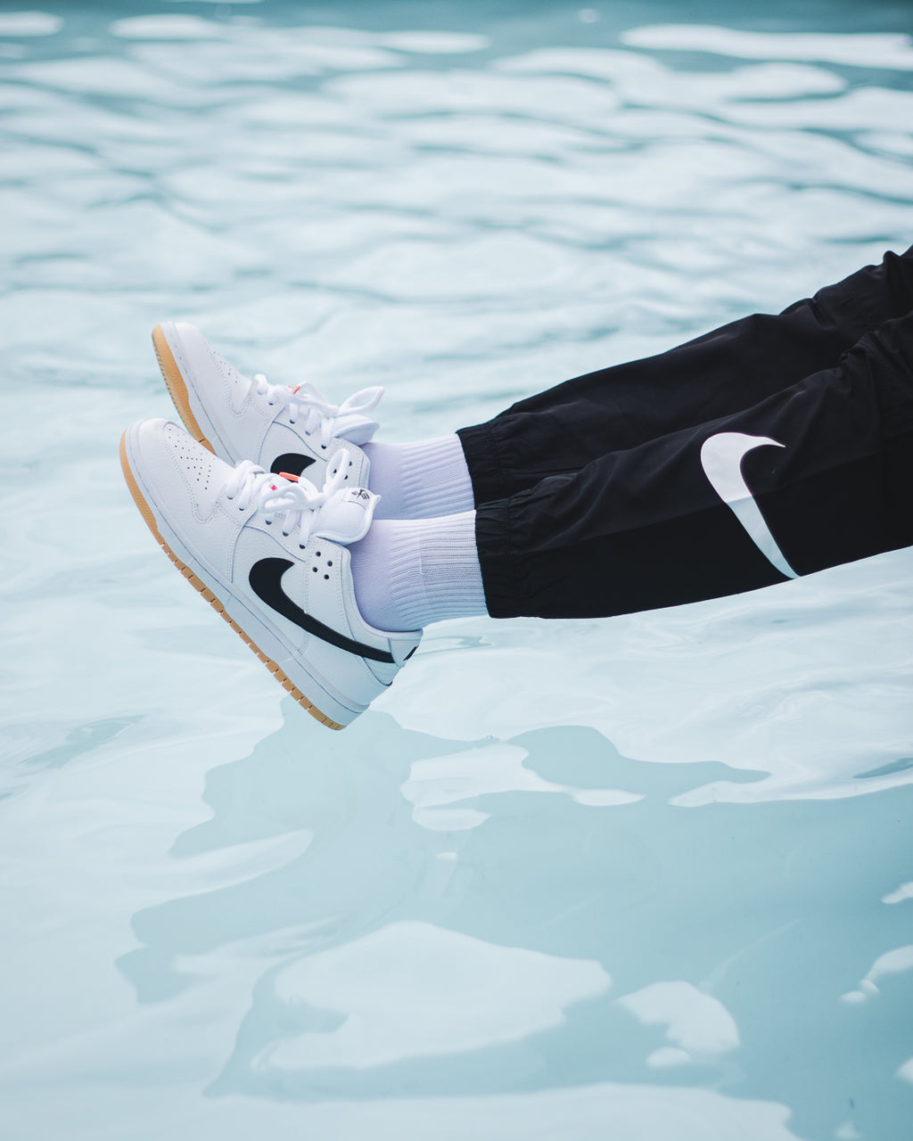 Nike SB Dunk Low "White/Black/Gum"
