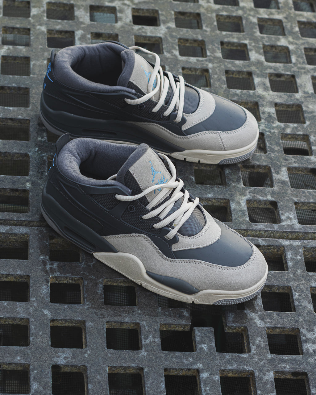 Air Jordan 4 RM