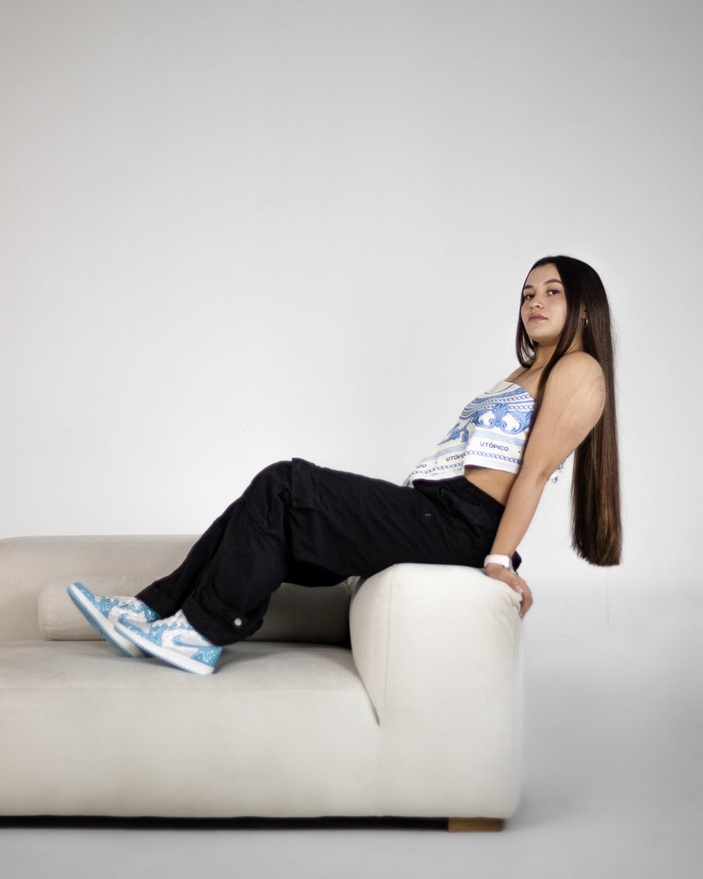 Nike Air Jordan 1 Retro High OG UNC x Carolina Blue “Custom Crystal-embellished”