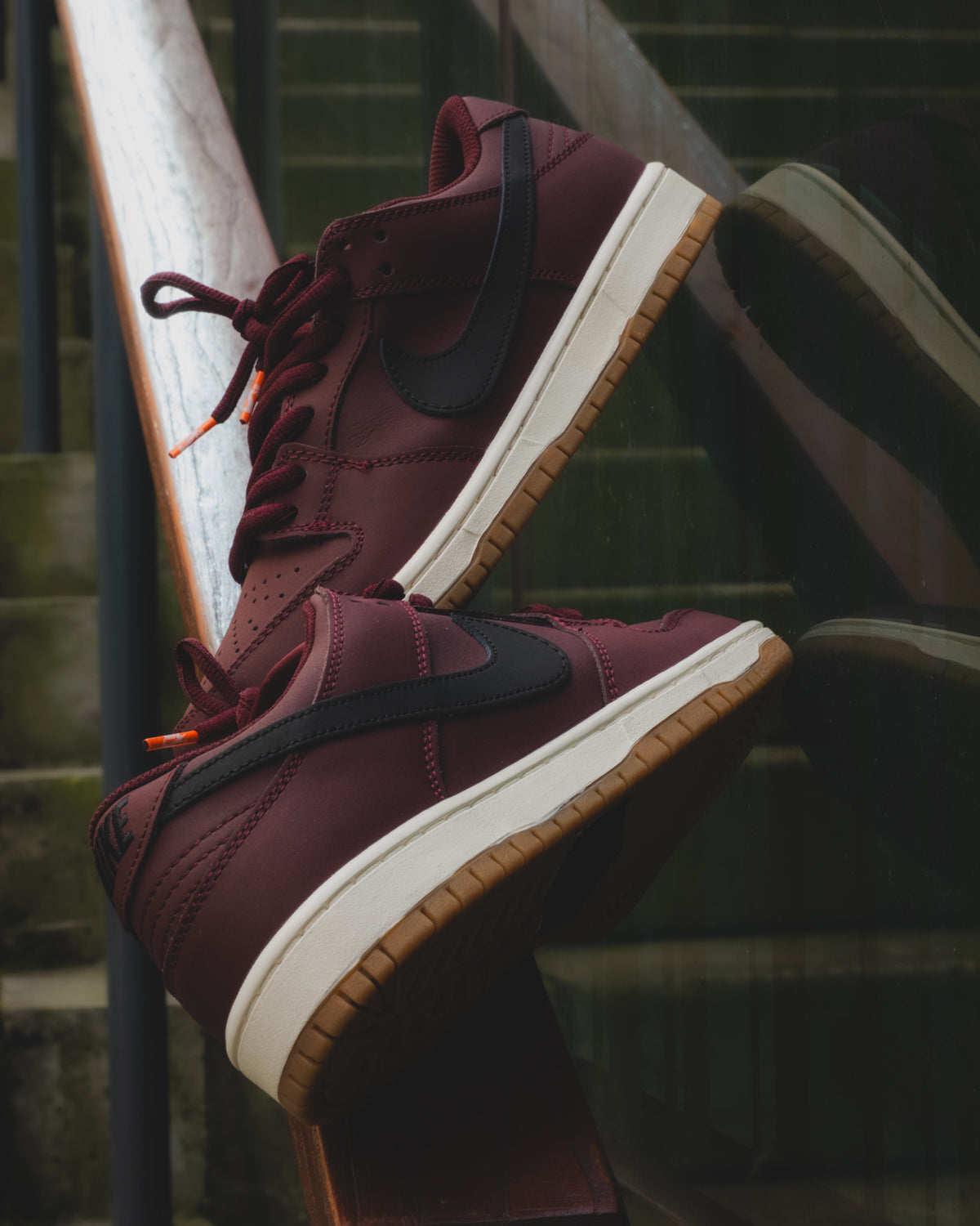 Nike SB Dunk Low Pro "Burgundy Crush"