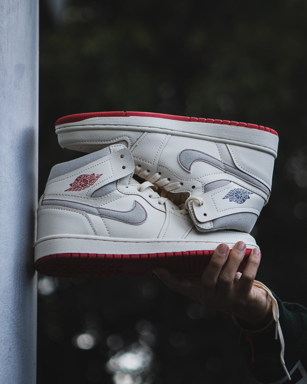 Air Jordan 1 Retro High “Sail and Pale Ivory”