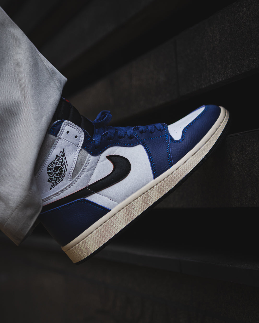 Jordan 1 Retro High OG "Rare Air"