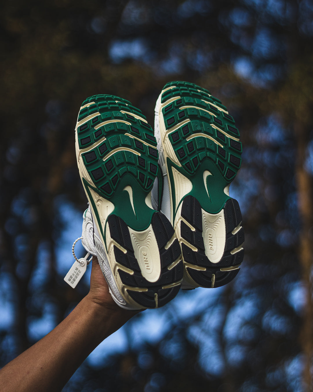 Nike V2K Run “Green”