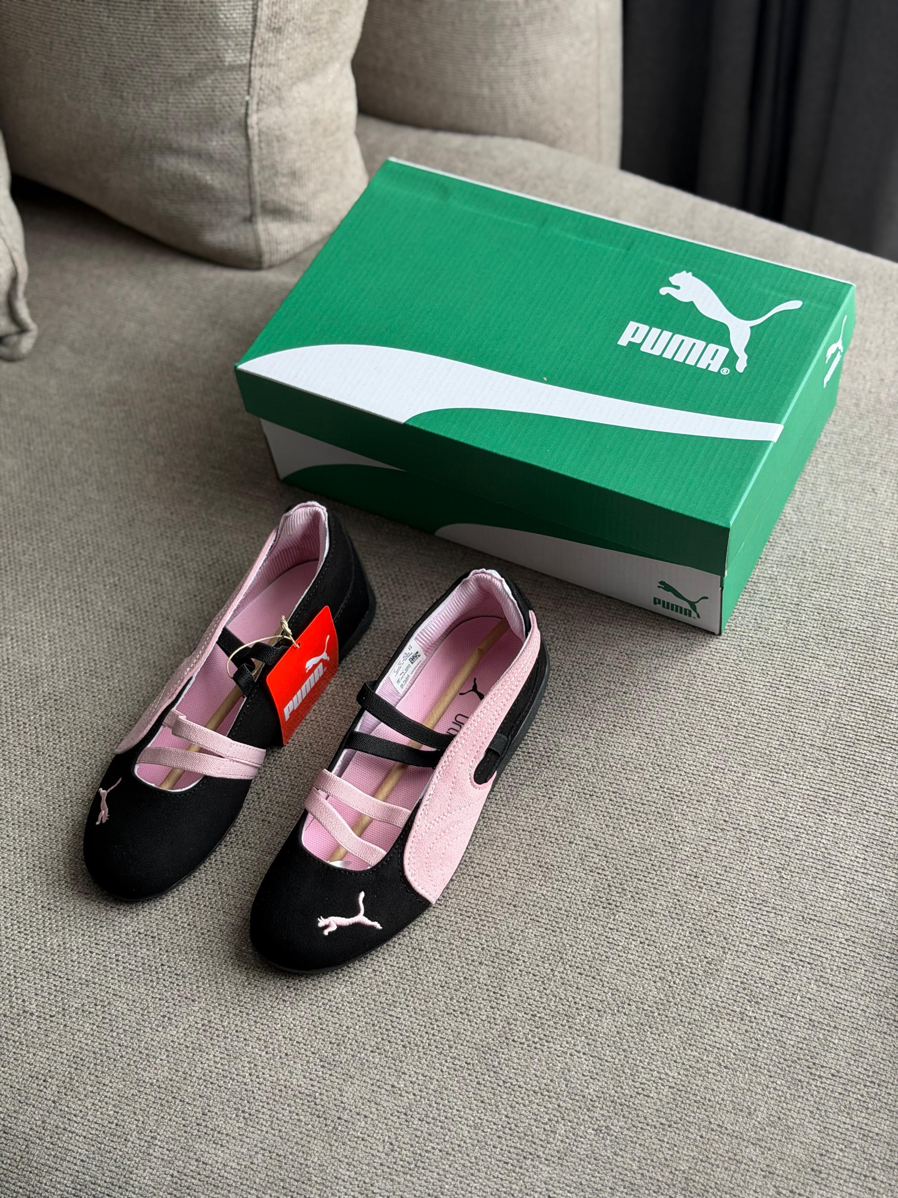 Puma Speedcat Ballet en el colorway "Black / Mauve Mist"