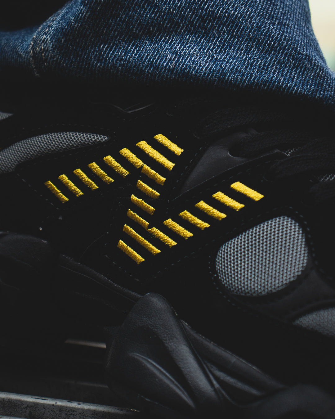 New Balance 9060 Black and Yellow