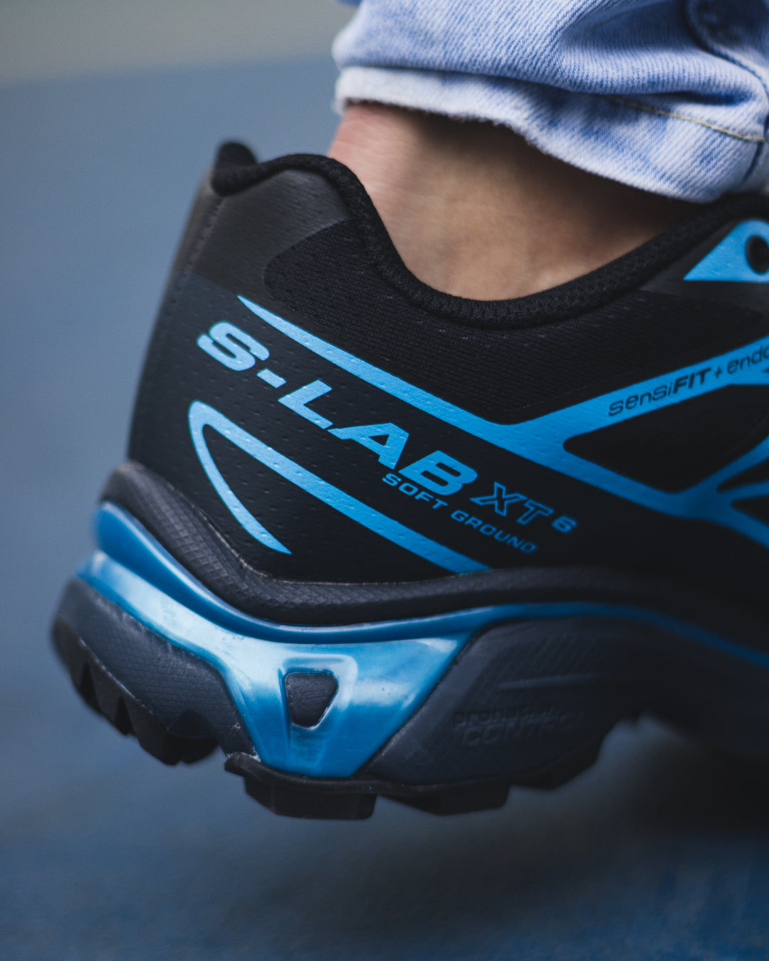 Salomon XT-6 “Dark Night Blue”