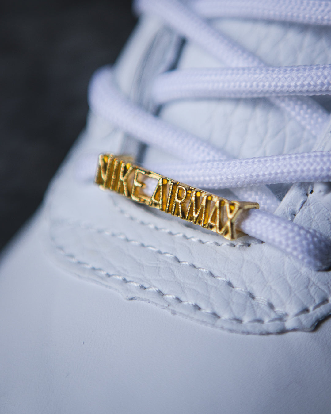 Nike Air Max 90 "Metallic Gold"