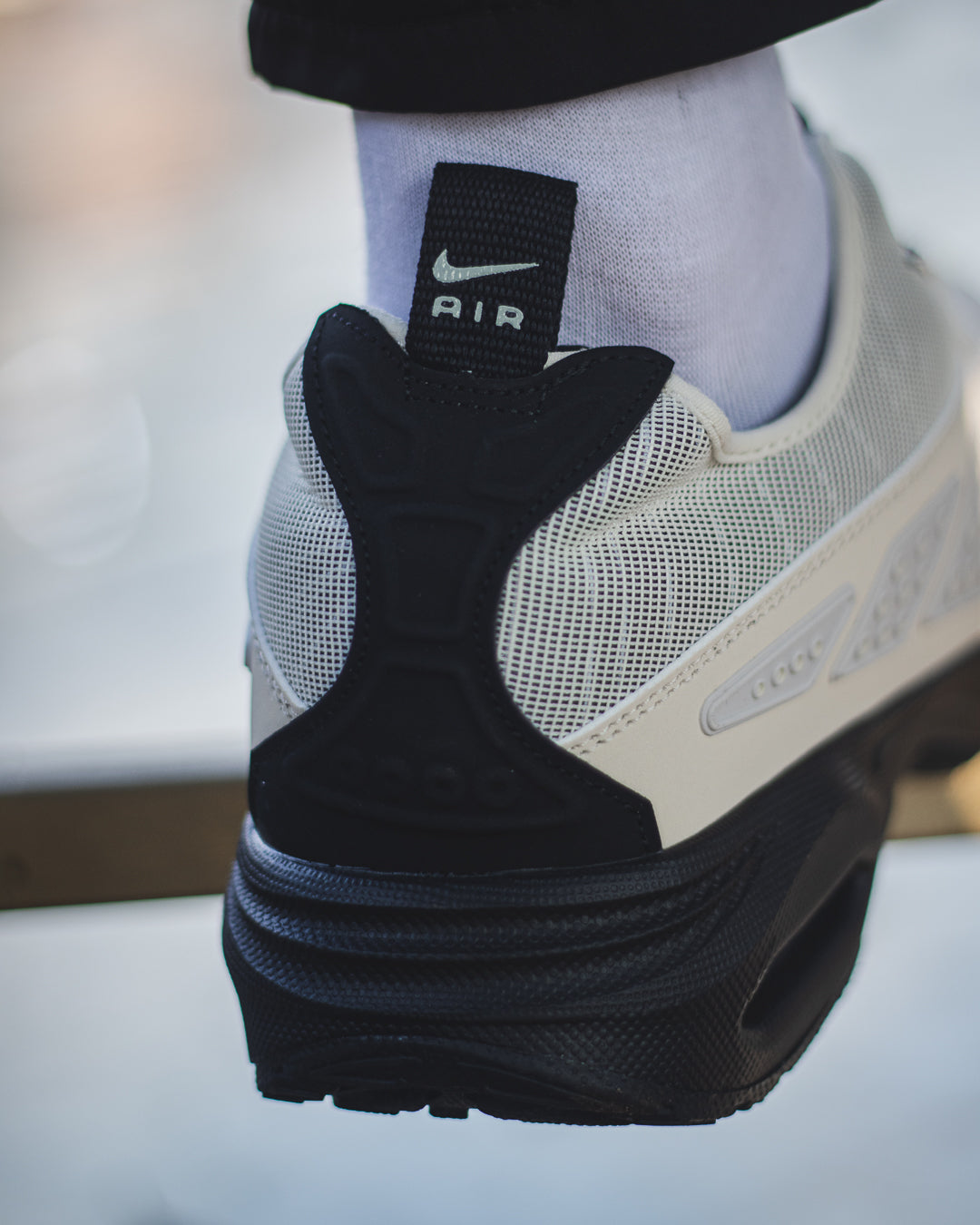 Nike Air Max Sunder 'Phantom Black'