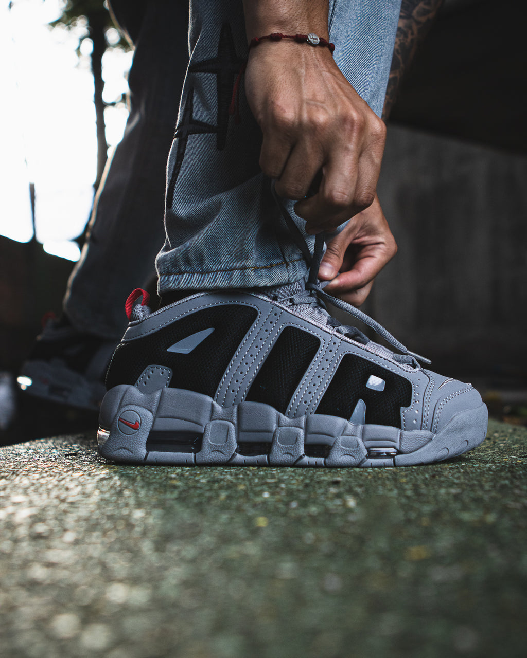 Nike Air More Uptempo Low “Dark Grey/Metallic Silver/Light Crimson”