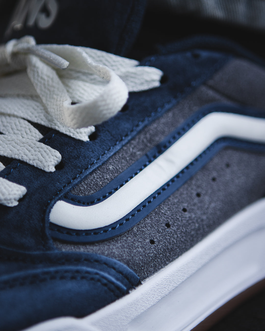 Vans Hylane "Nineties Navy Blue"