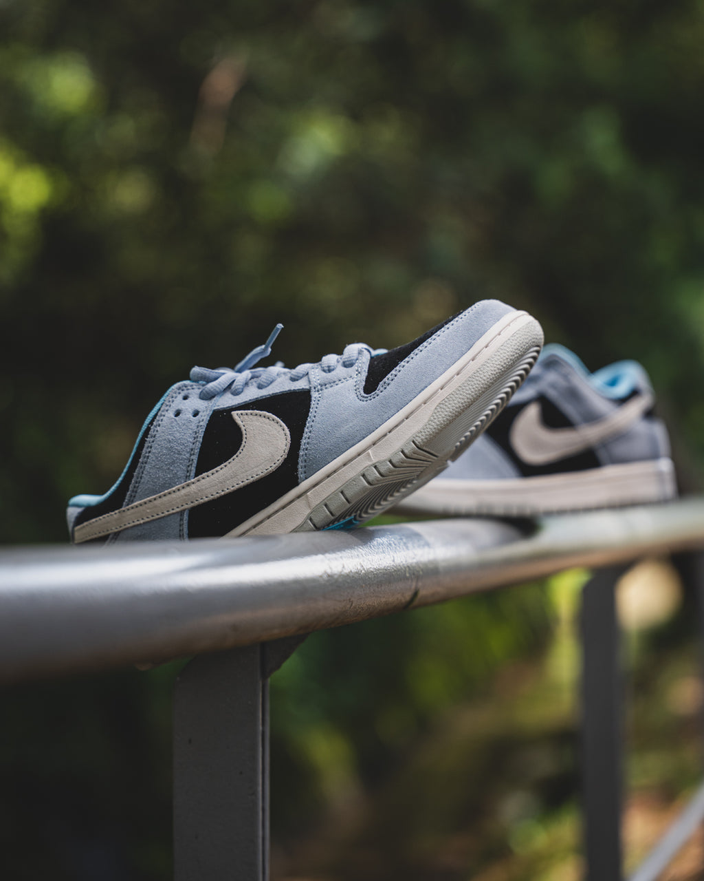 Nike SB Dunk Low "Aluminum"