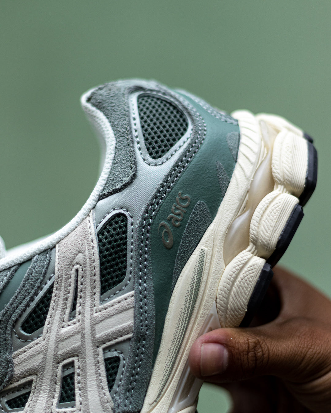 Asics Gel-NYC "Graphite Grey/Smoke Grey"