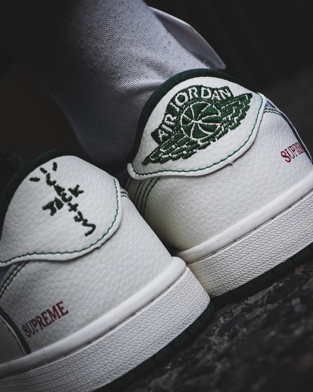 Supreme x Nike Air Jordan 1 Low