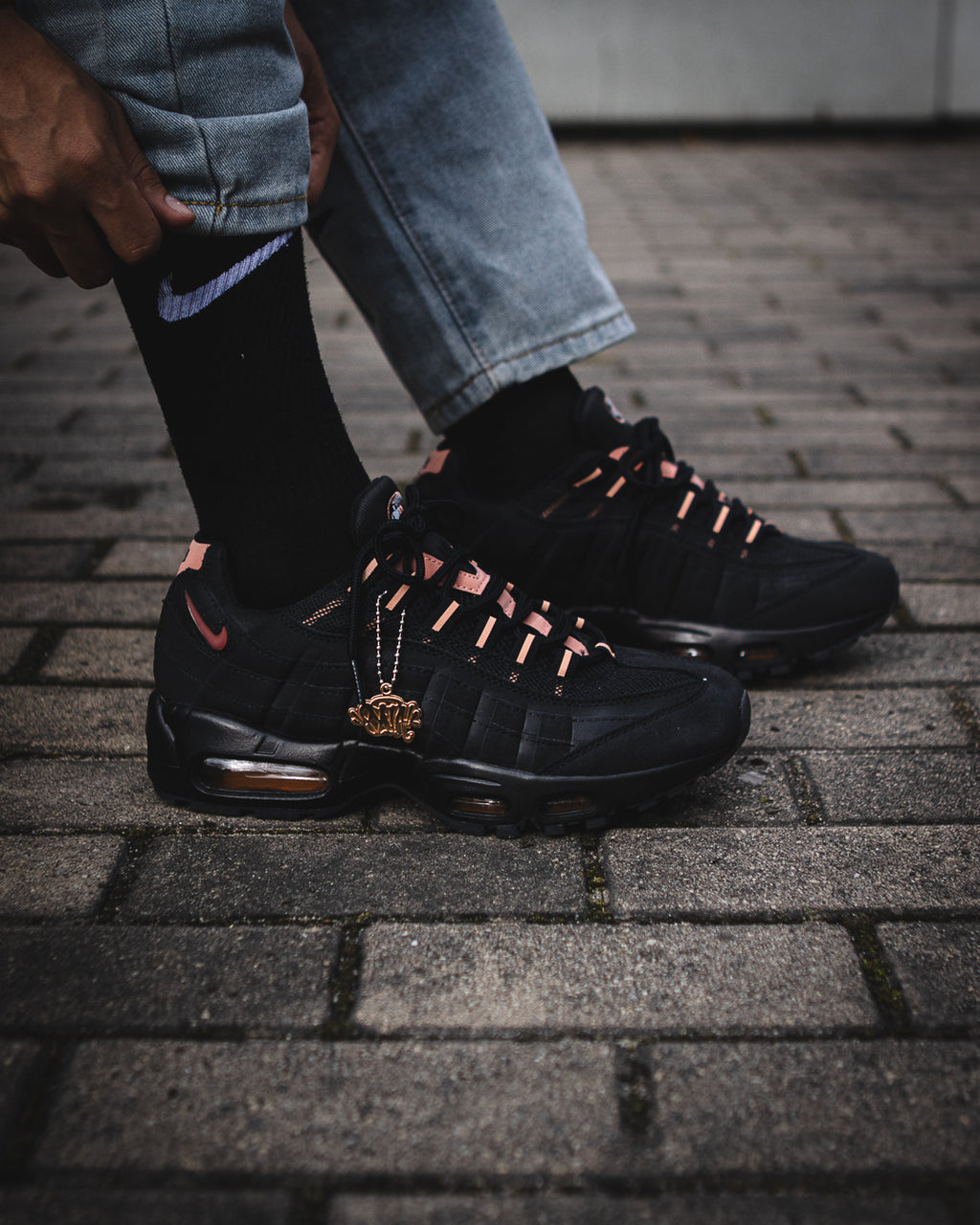 Nike Air Max 95 x Syna World x Central Cee “Black Rose Gold”