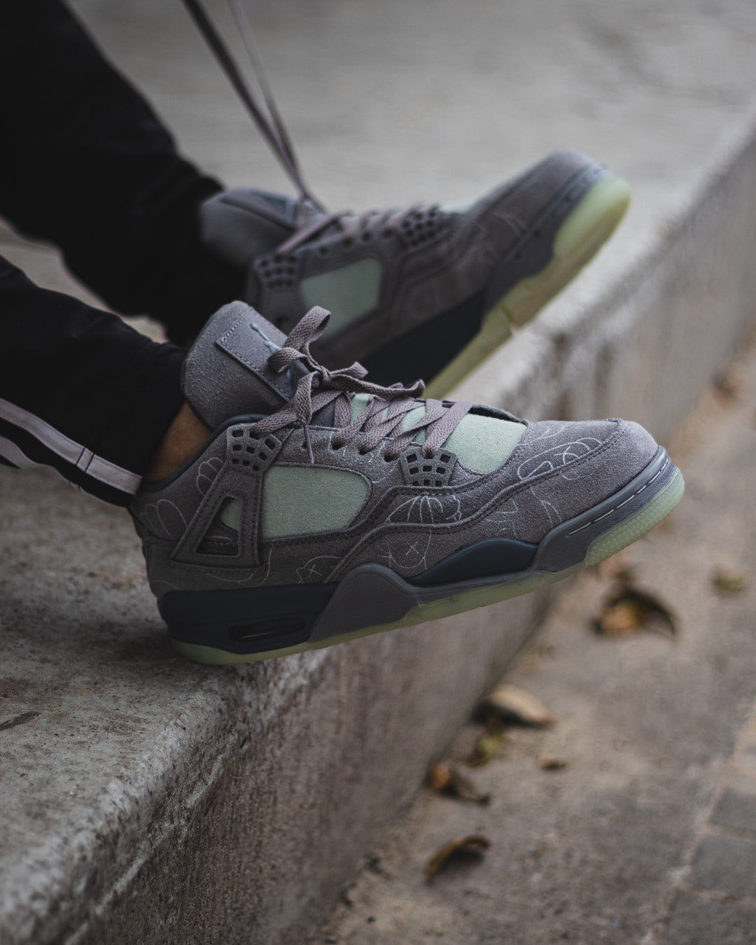 Nike Air Jordan 4 Retro Kaws