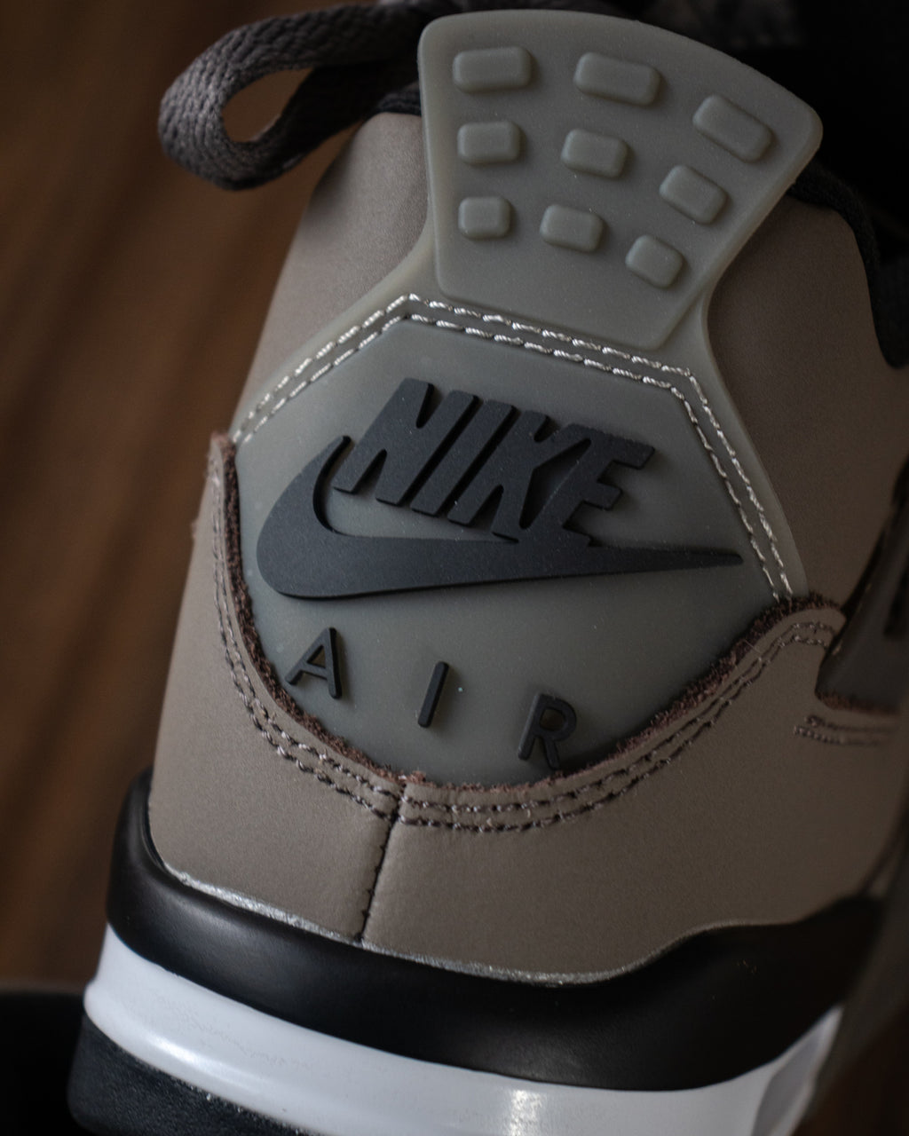Air Jordan 4 Retro "Cave Stone and Black"