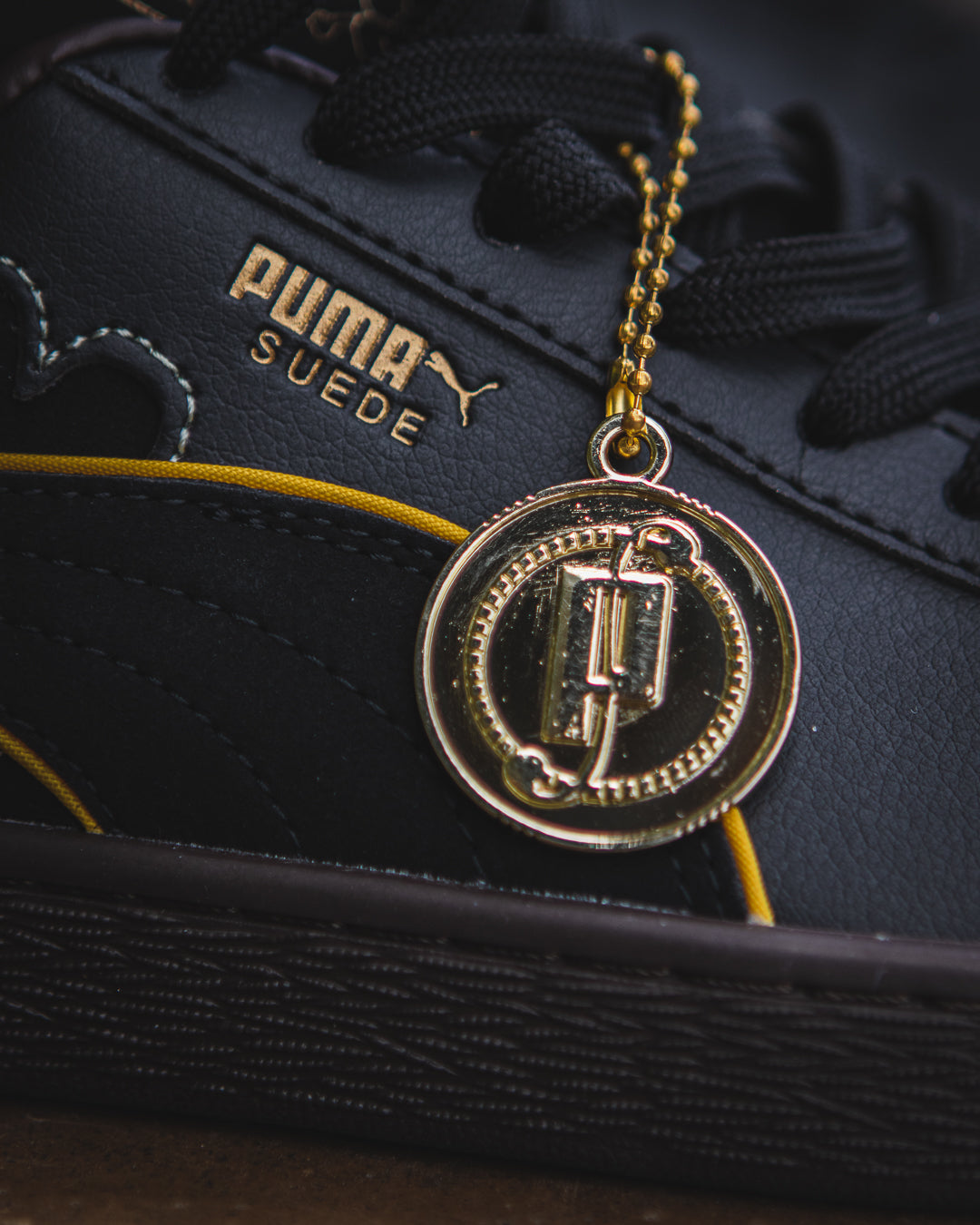 Puma Suede Blackbeard Teech X One Piece