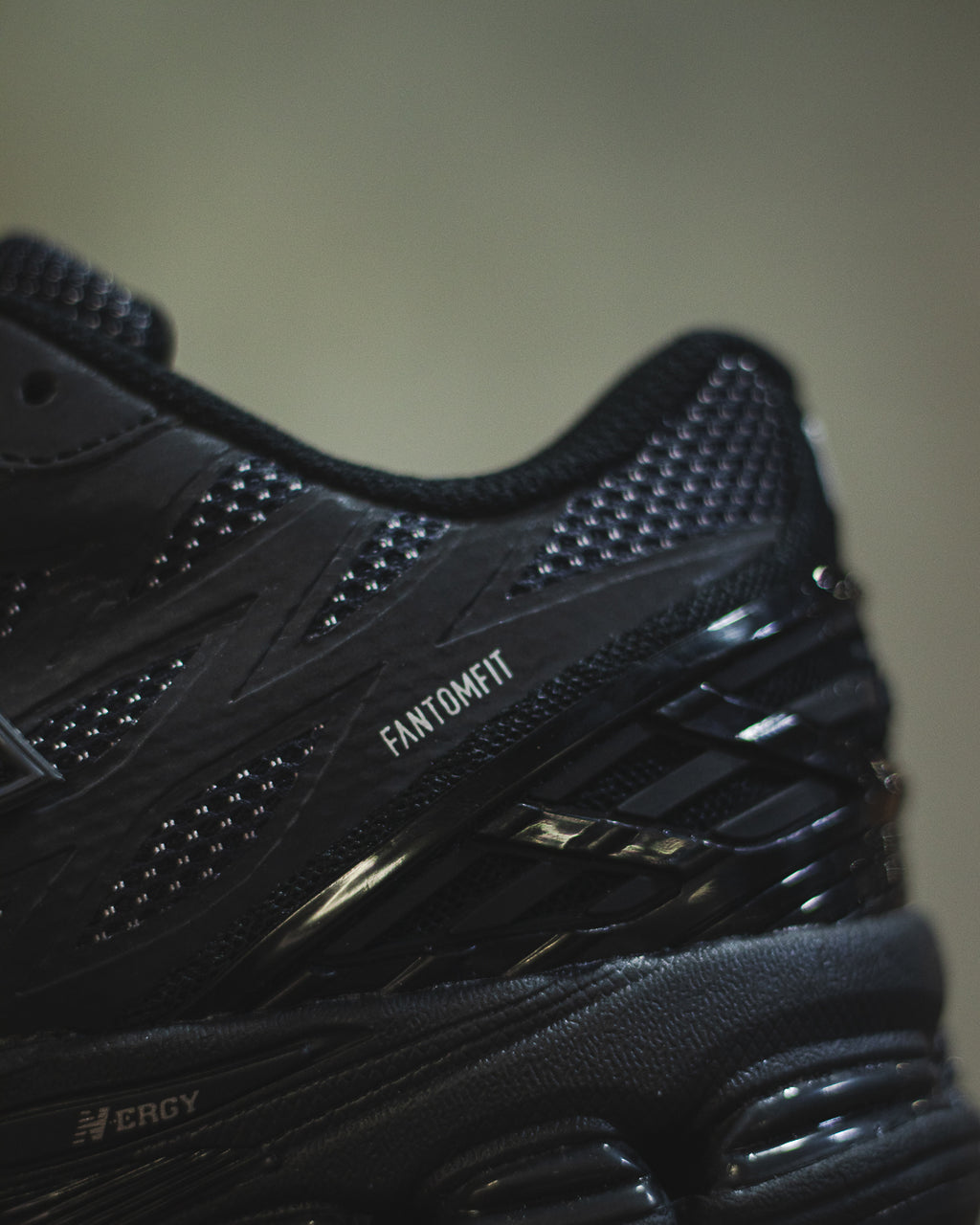 New Balance 1906R "Triple Black"