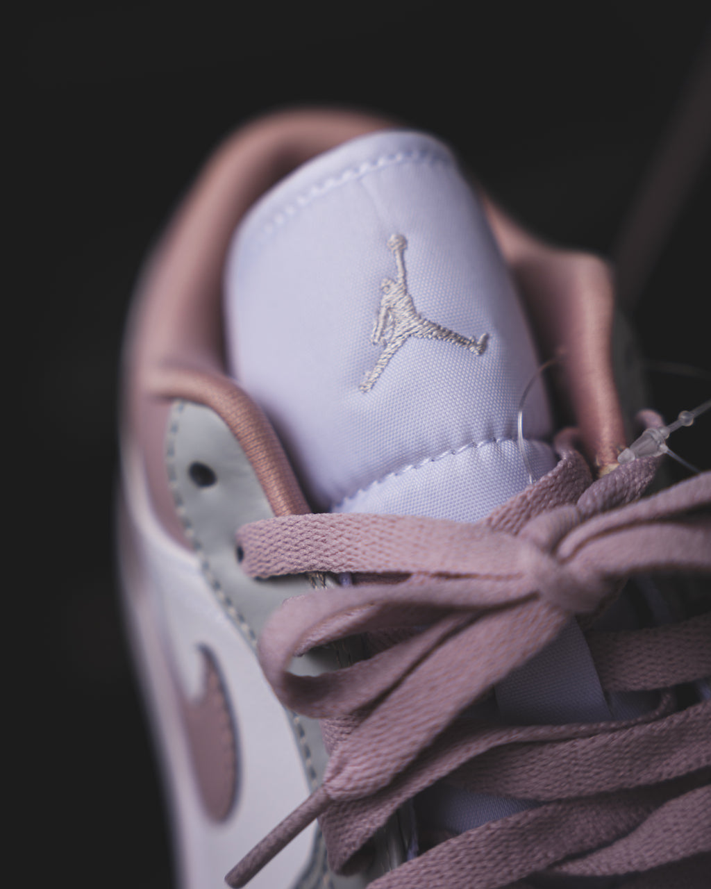 Air Jordan 1 Low Particle Rose
